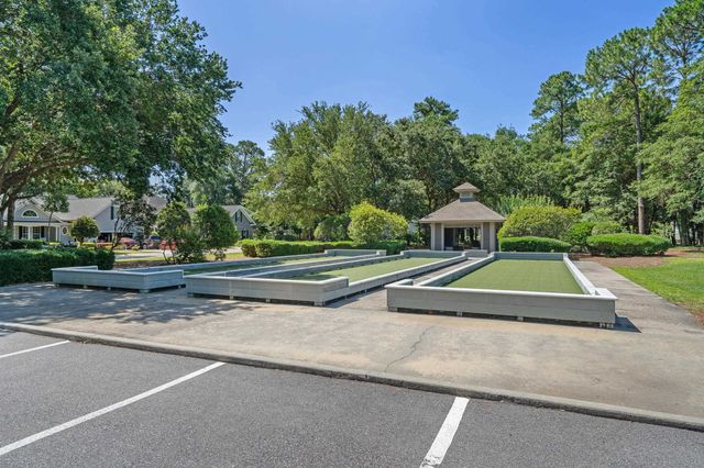 5017 Gilbert Ln., North Myrtle Beach, SC 29582