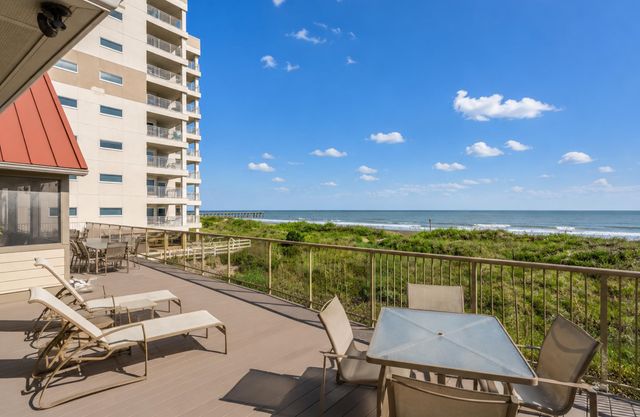 5017 Gilbert Ln., North Myrtle Beach, SC 29582