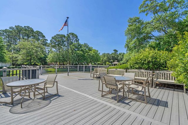5017 Gilbert Ln., North Myrtle Beach, SC 29582