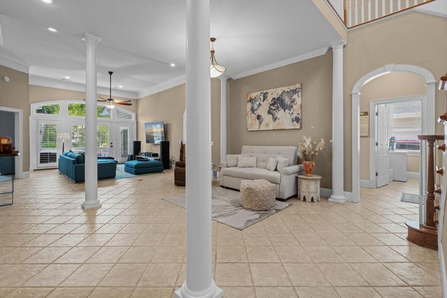 5017 Gilbert Ln., North Myrtle Beach, SC 29582