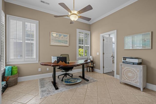 5017 Gilbert Ln., North Myrtle Beach, SC 29582