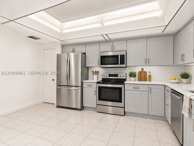 2150 Sans Souci Blvd C402, North Miami, FL 33181
