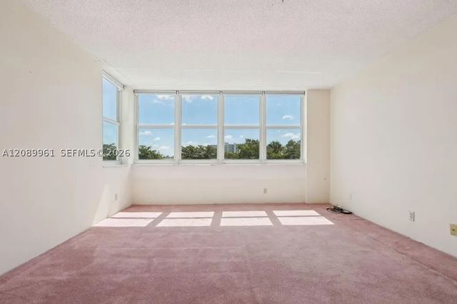 2150 Sans Souci Blvd C402, North Miami, FL 33181