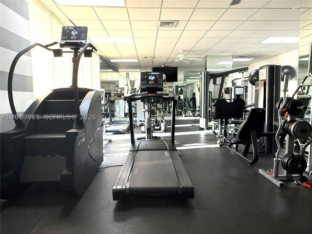 2150 Sans Souci Blvd C402, North Miami, FL 33181