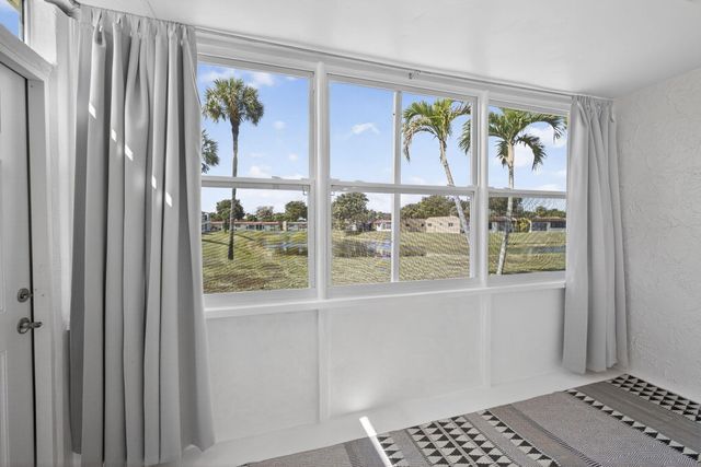 105 Lake Irene Drive, West Palm Beach, FL 33411