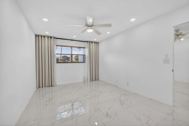 105 Lake Irene Drive, West Palm Beach, FL 33411