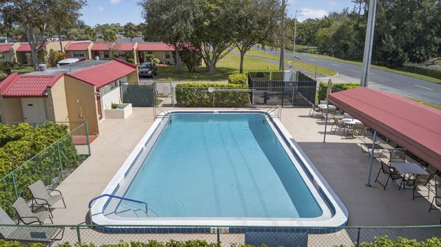 105 Lake Irene Drive, West Palm Beach, FL 33411