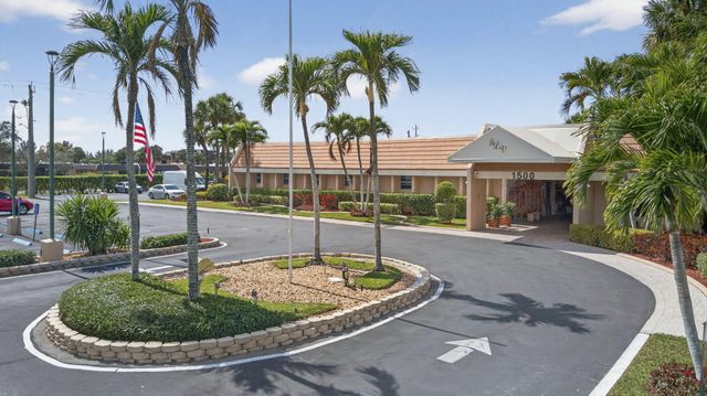 105 Lake Irene Drive, West Palm Beach, FL 33411