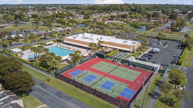 105 Lake Irene Drive, West Palm Beach, FL 33411