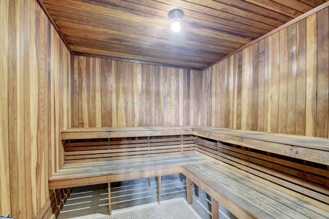 105 Lake Irene Drive, West Palm Beach, FL 33411