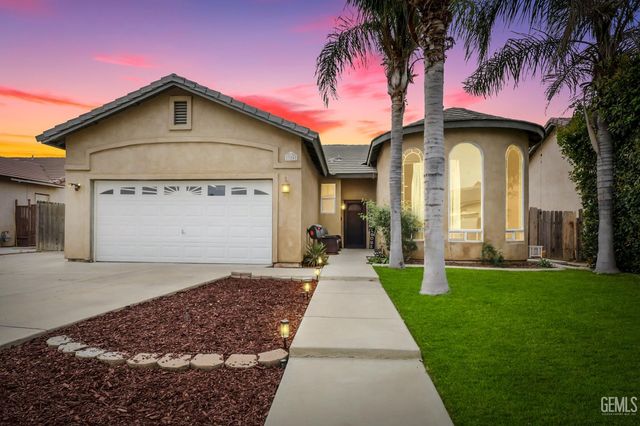 325 Dani Rose Lane, Bakersfield, CA 93308