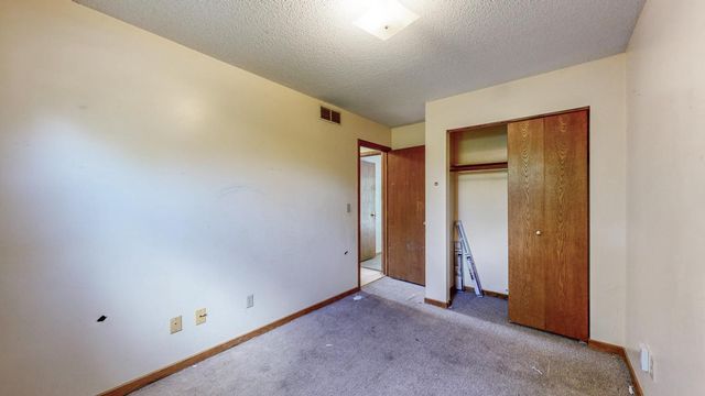 890 W Village Circle SE, Rochester, MN 55904