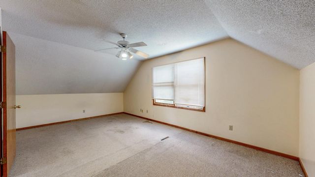 890 W Village Circle SE, Rochester, MN 55904
