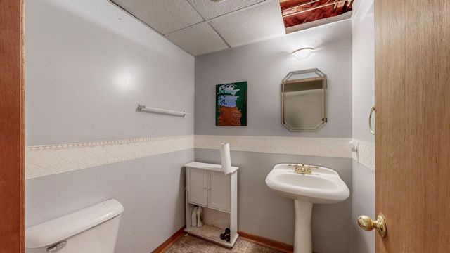 890 W Village Circle SE, Rochester, MN 55904