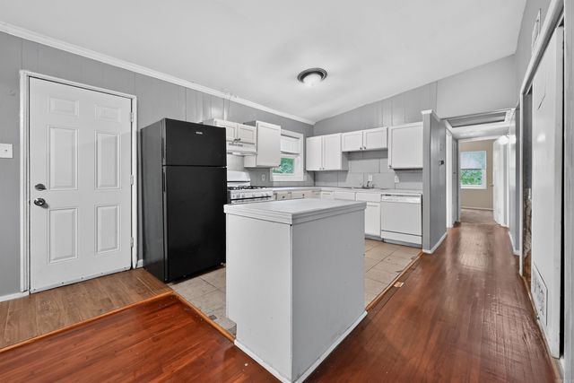 18 Windsor Drive, Little Rock, AR 72209