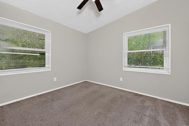 18 Windsor Drive, Little Rock, AR 72209