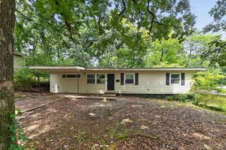 18 Windsor Drive, Little Rock, AR 72209