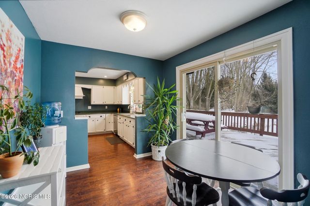 8215 Heller Road, Whitehouse, OH 43571