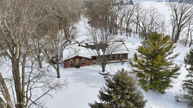 8215 Heller Road, Whitehouse, OH 43571