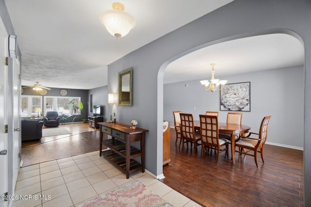 8215 Heller Road, Whitehouse, OH 43571