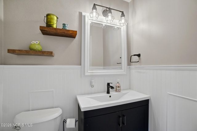 8215 Heller Road, Whitehouse, OH 43571