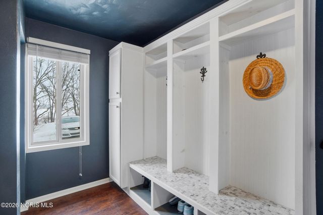 8215 Heller Road, Whitehouse, OH 43571