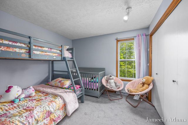 5204 Discovery Drive, Grand Rapids, MI 49508