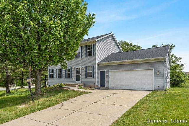 5204 Discovery Drive, Grand Rapids, MI 49508