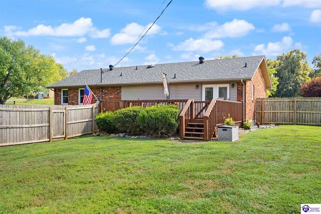 22 W Rainbow Way, Elizabethtown, KY 42701