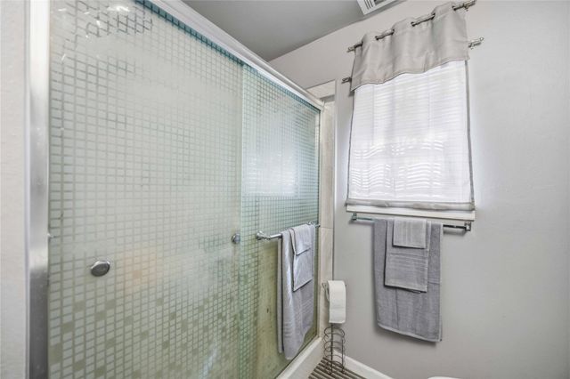 8607 Causeway Drive, Houston, TX 77083