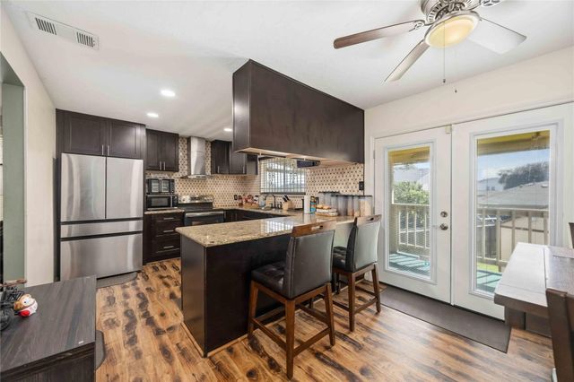 8607 Causeway Drive, Houston, TX 77083