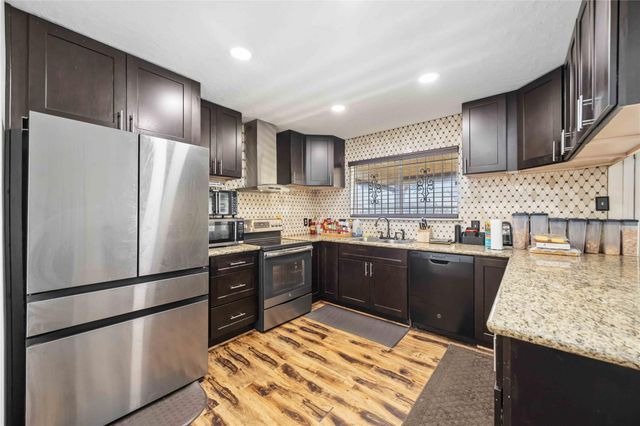 8607 Causeway Drive, Houston, TX 77083