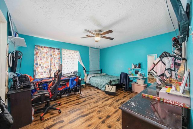 8607 Causeway Drive, Houston, TX 77083