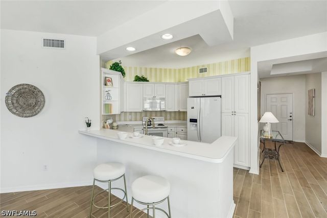 450 Launch CIR 501, Naples, FL 34108