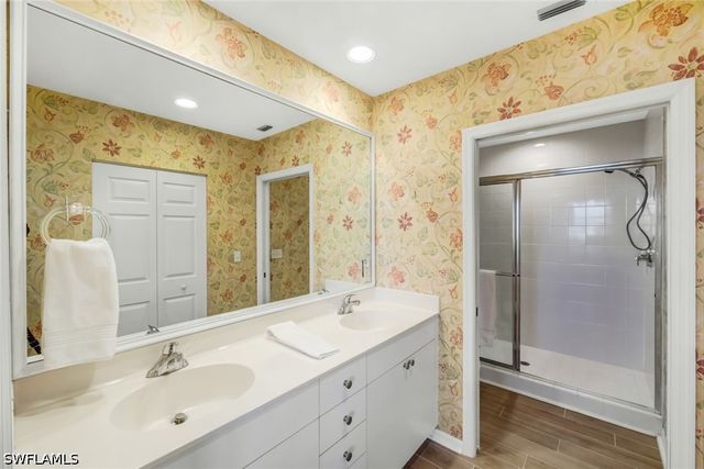 450 Launch CIR 501, Naples, FL 34108