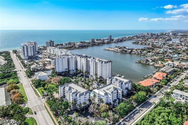 450 Launch CIR 501, Naples, FL 34108