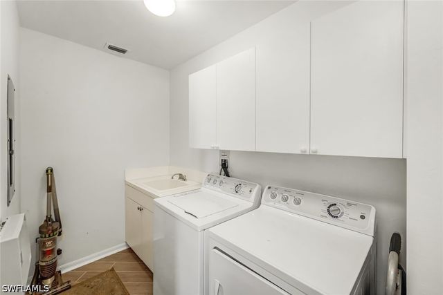 450 Launch CIR 501, Naples, FL 34108