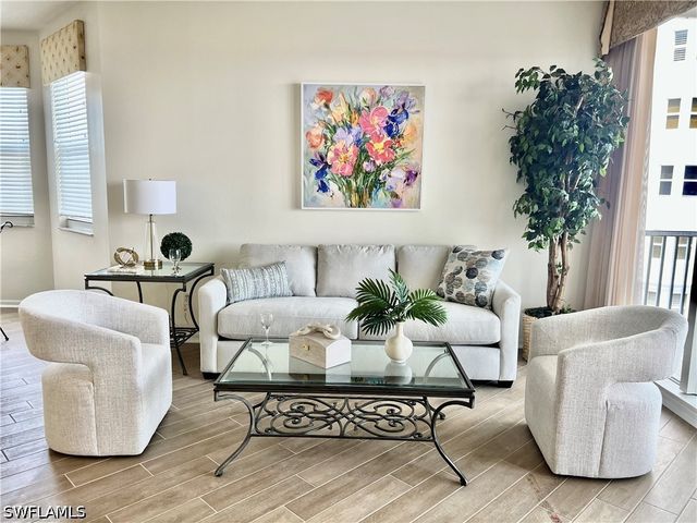 450 Launch CIR 501, Naples, FL 34108