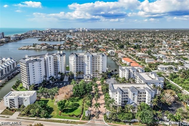 450 Launch CIR 501, Naples, FL 34108