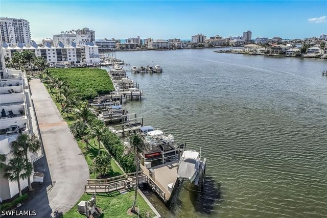 450 Launch CIR 501, Naples, FL 34108