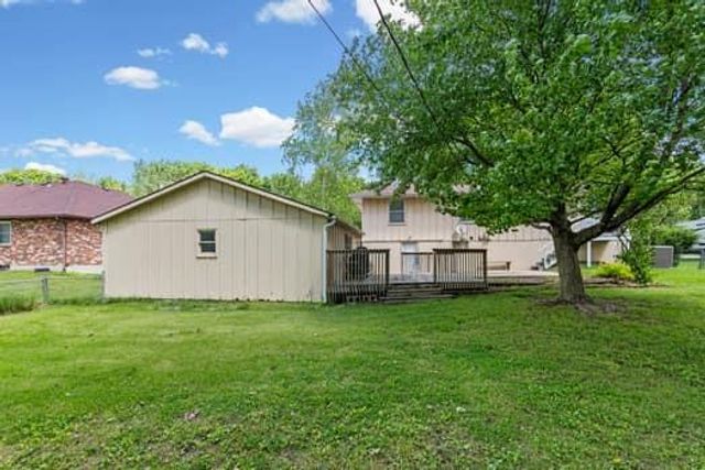 330 E Hatten Street, Drexel, MO 64742