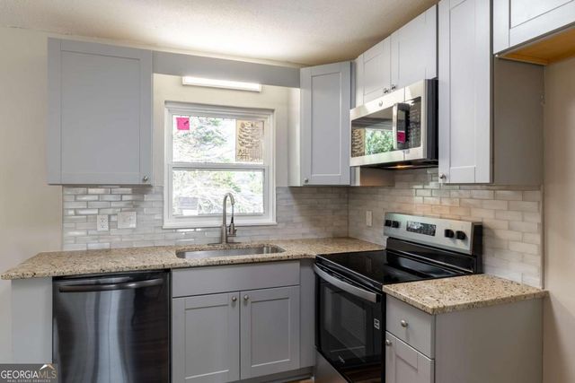 300 Lavender Road, Athens, GA 30606