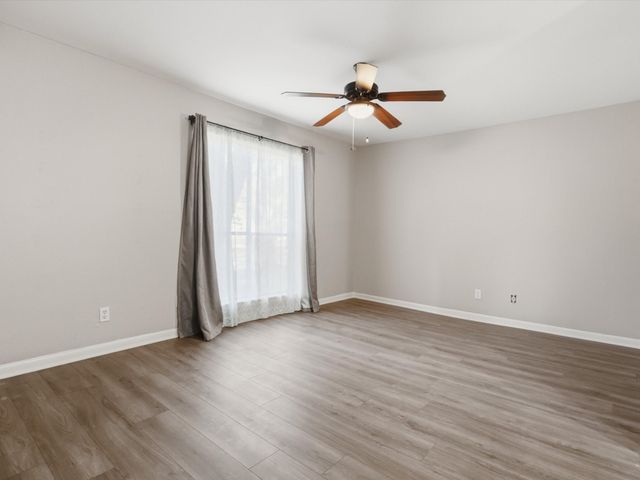 2713 Meadowstone Court, Carrollton, TX 75006