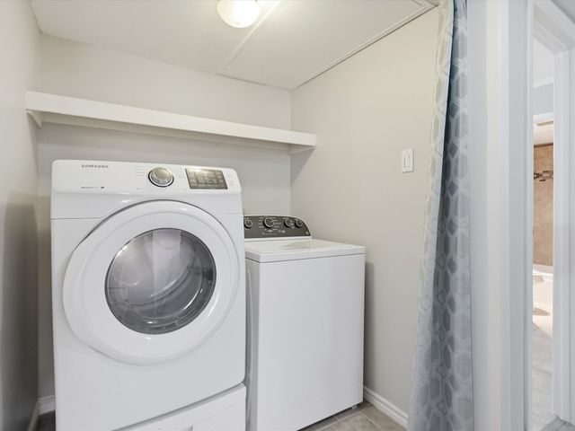 2713 Meadowstone Court, Carrollton, TX 75006