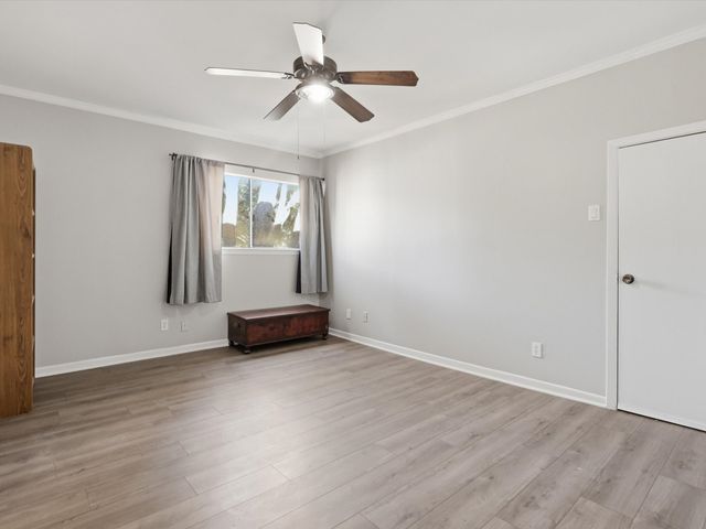 2713 Meadowstone Court, Carrollton, TX 75006