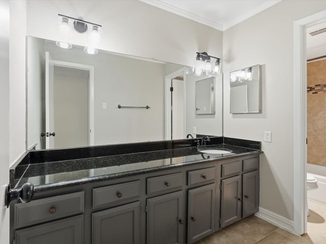 2713 Meadowstone Court, Carrollton, TX 75006