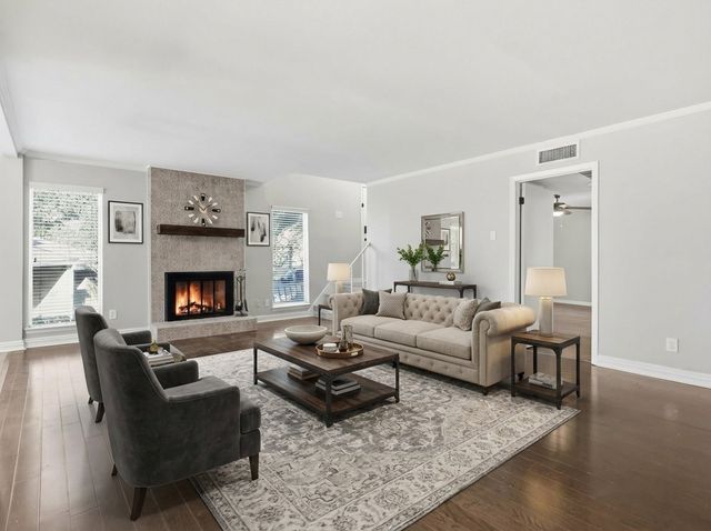 2713 Meadowstone Court, Carrollton, TX 75006