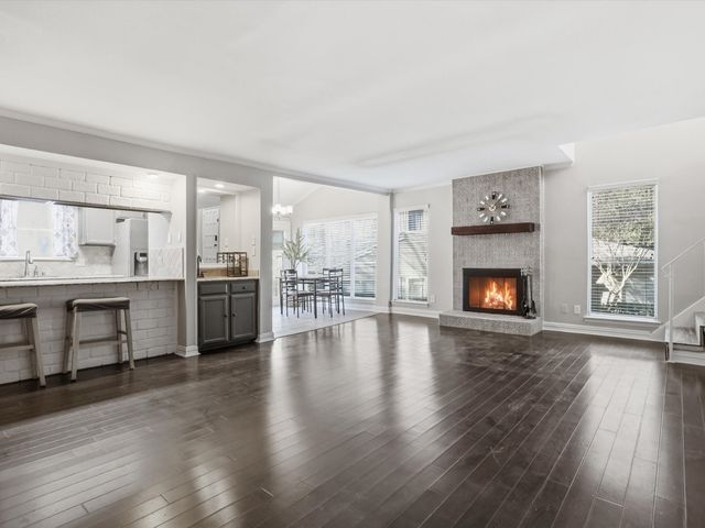 2713 Meadowstone Court, Carrollton, TX 75006