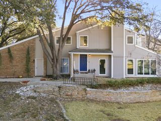 2713 Meadowstone Court, Carrollton, TX 75006