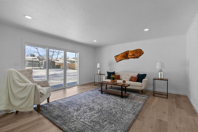 655 S PARK AVENUE, Neenah, WI 54956